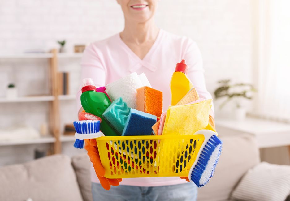 Top Tips for Winter House Cleaning With Arthritis
